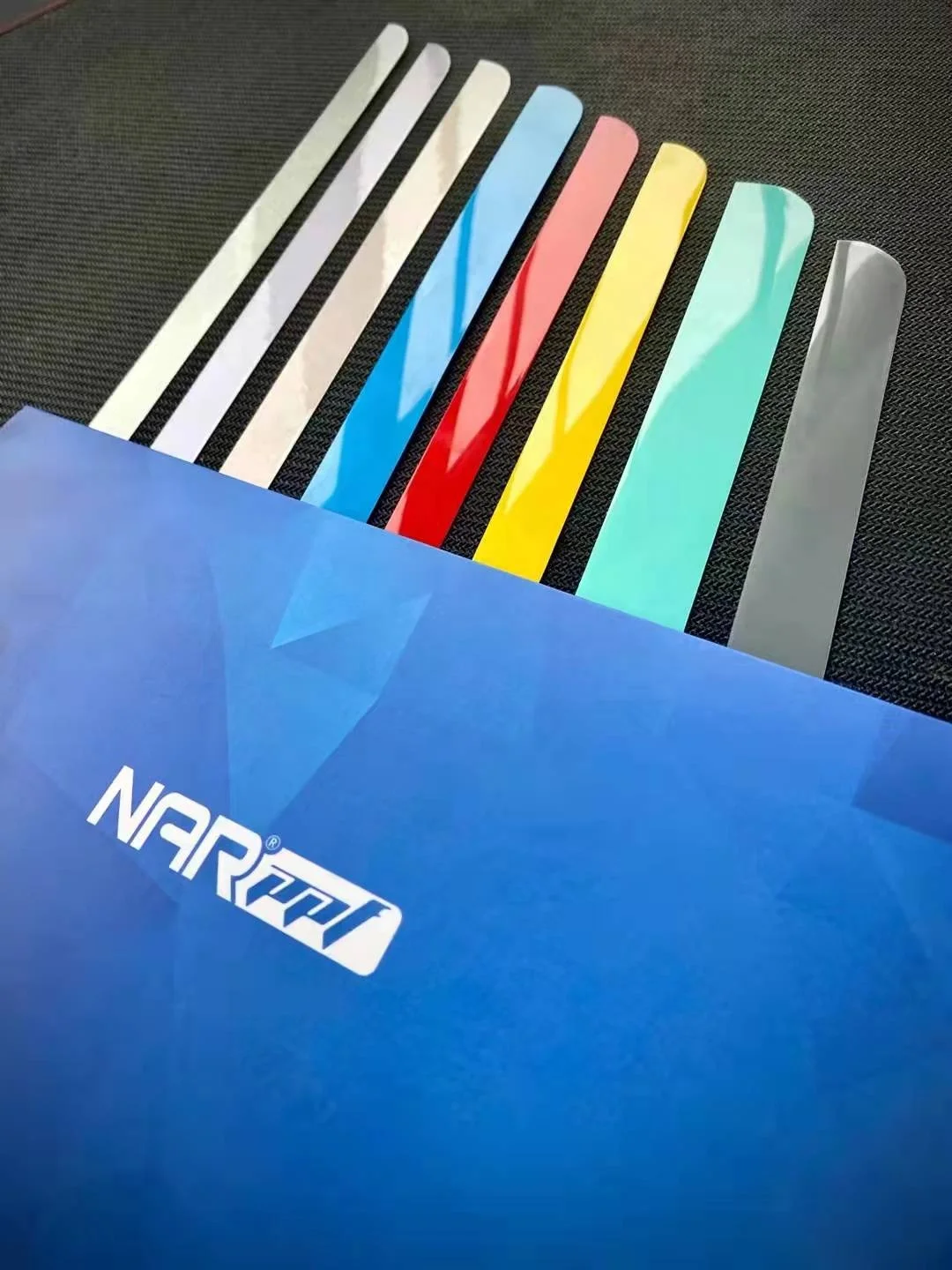 Hot selling：Wholesale  TPU Metallic Car Wrap Film Glossy Matte Options for Vehicle Styling Color Changing Function Bulk Ca