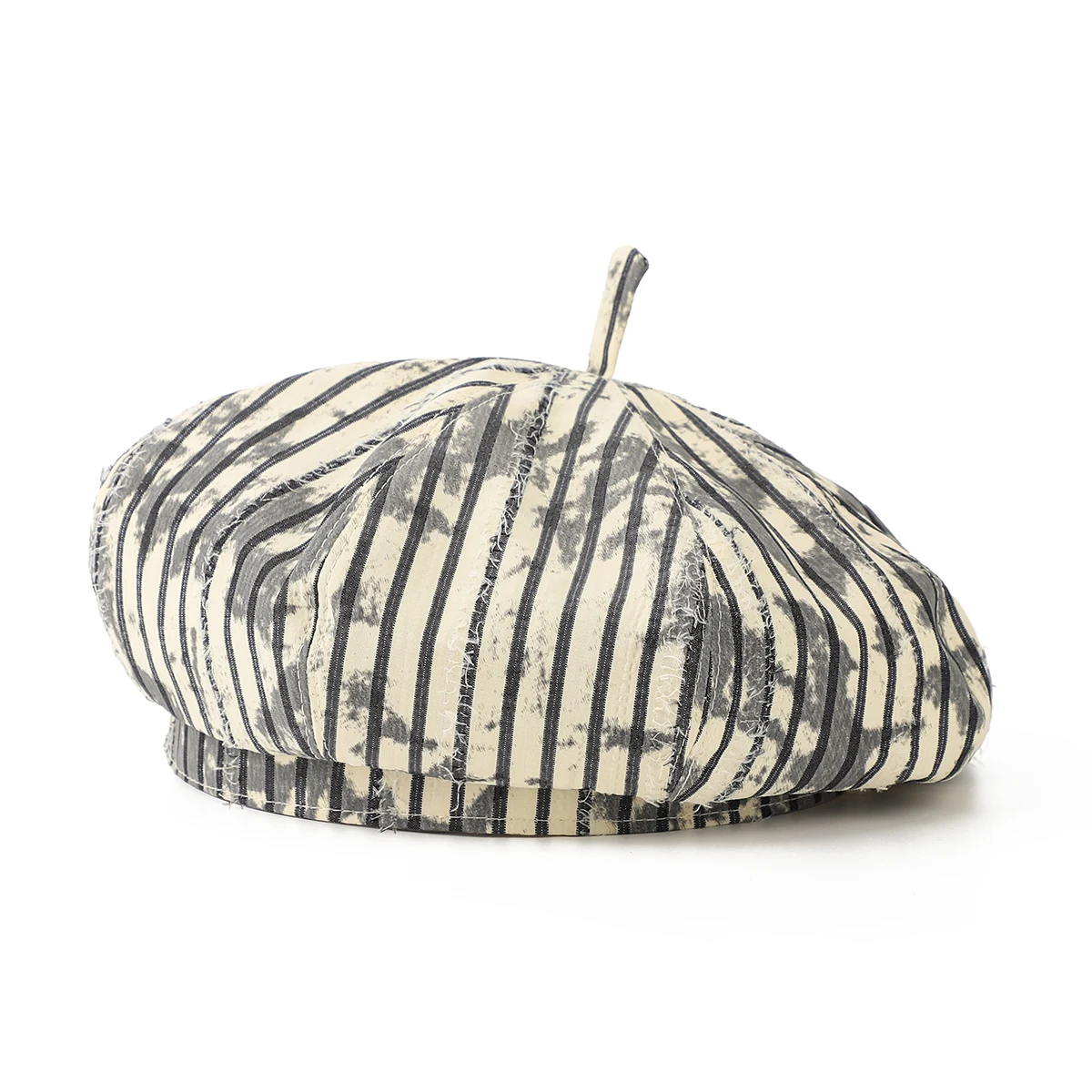 Japanese vintage-style hat with horizontal stripes and fringed brim, suitable for women's campus and literary outfits.