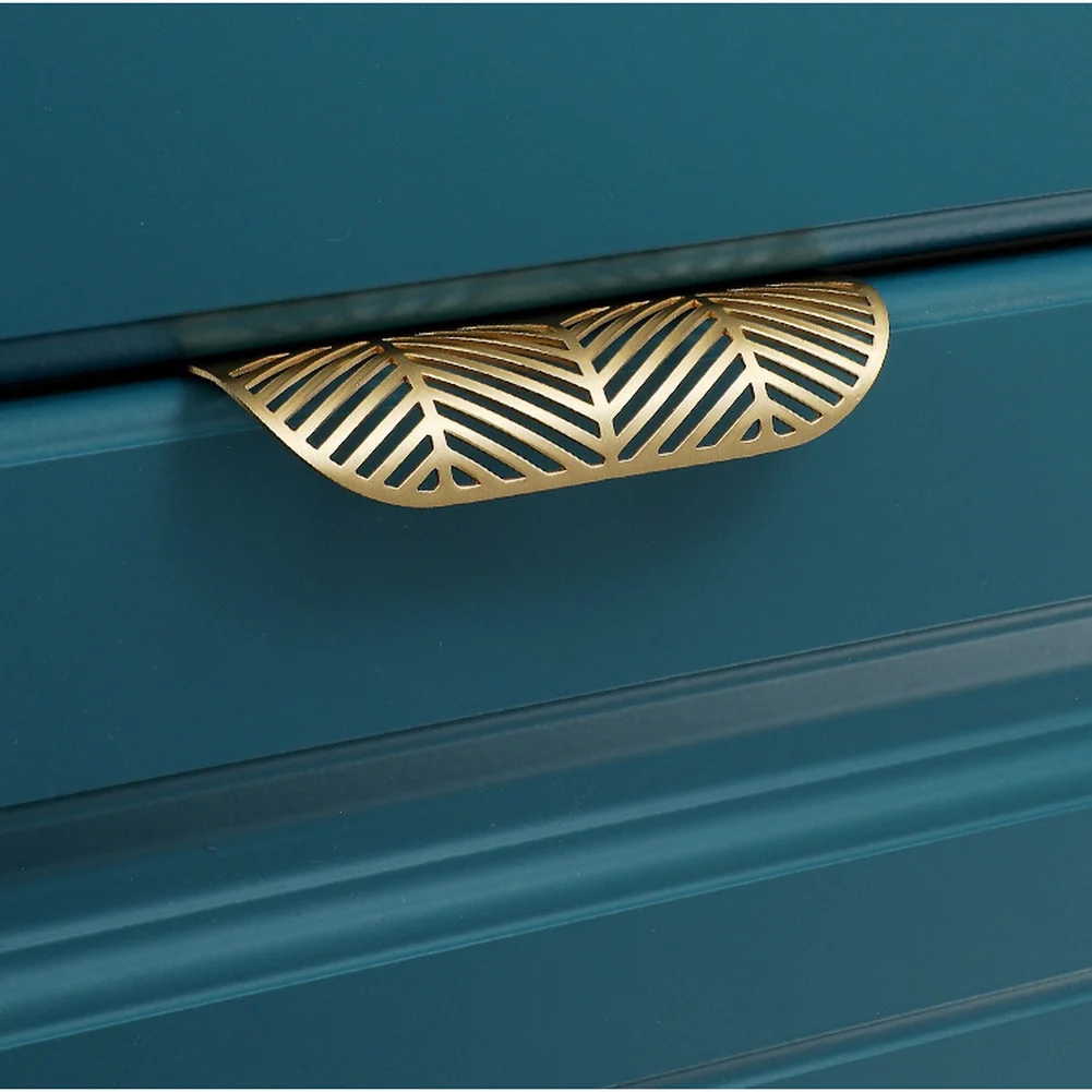 Cabinet Pulls 2 Pack Leaf Design Zinc Alloy Material for Furniture Doors Drawers Bookshelves and Utility Room Storage