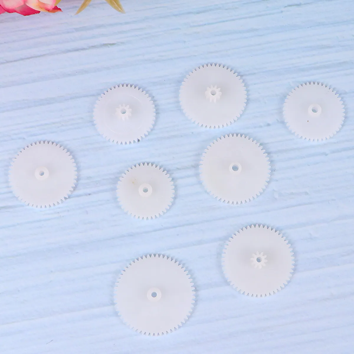

116Pcs White Plastic Gears Slow Down Car Parts 0.5 Modulus DIY Motor Transmission Component Set Toy Gears Gear Parts