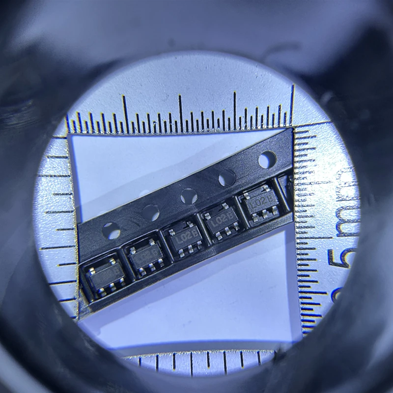 (10pcs) LP2980IM5X-3.0 SOT23-5 LP2980 L02B 50 mA Ultra Low-Dropout Regulator