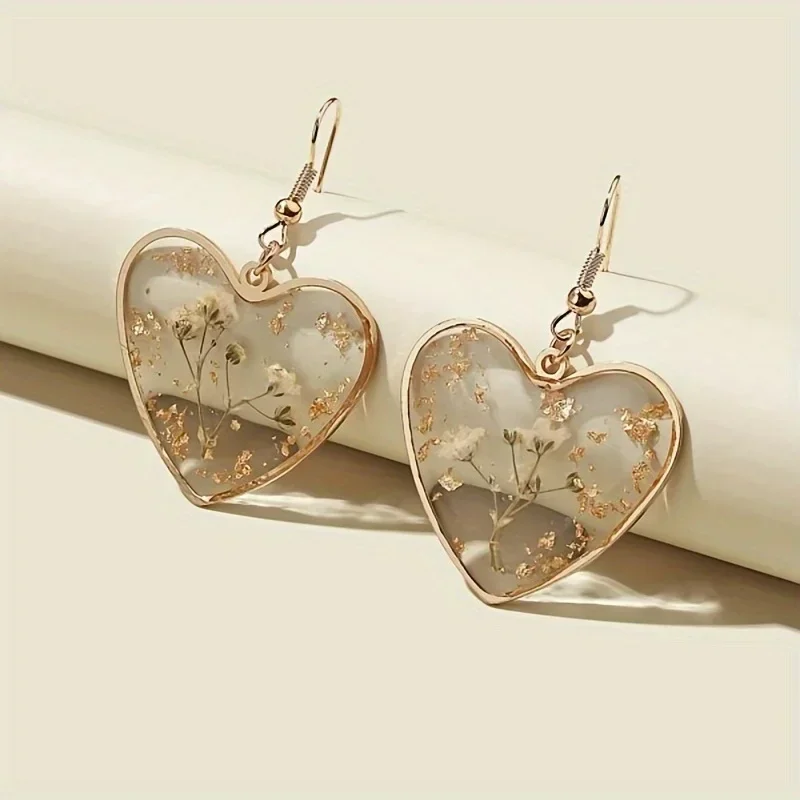 Fashionable Dry Flower Heart Earrings Transparent Resin Ear Drops Women's Holiday Party Gifts Jewelry Accessories