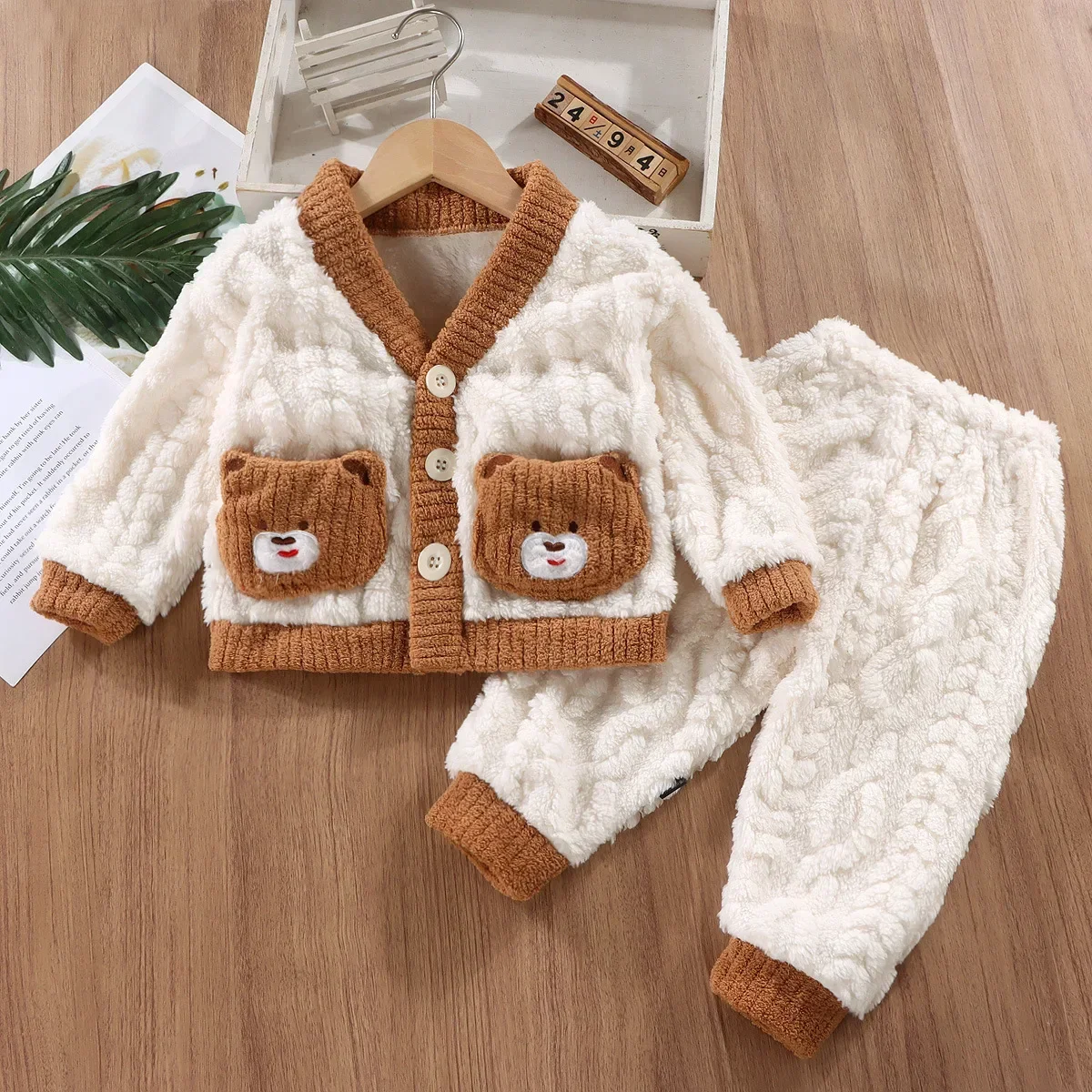 

New Autumn Winter Kids Thicken Warm Pajamas Baby Cute Cartoon Soft Flannel Sleepwear Boys Girls Casual Clothing Sets Pyjamas