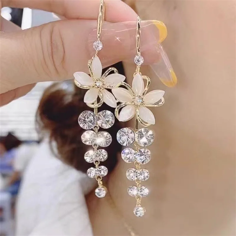 Luxury Crystal Zircon Flower Tassel Earrings For Women Exquisite Opal Flower Rhinestone Earrings Wedding Party Jewelry Gift