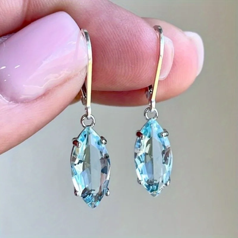 Charm Translucent Waterdrop Blue Synthetic Zirconia Pendant Earrings Women Fashion Temperament Wedding Engagaement Jewelry Gifts