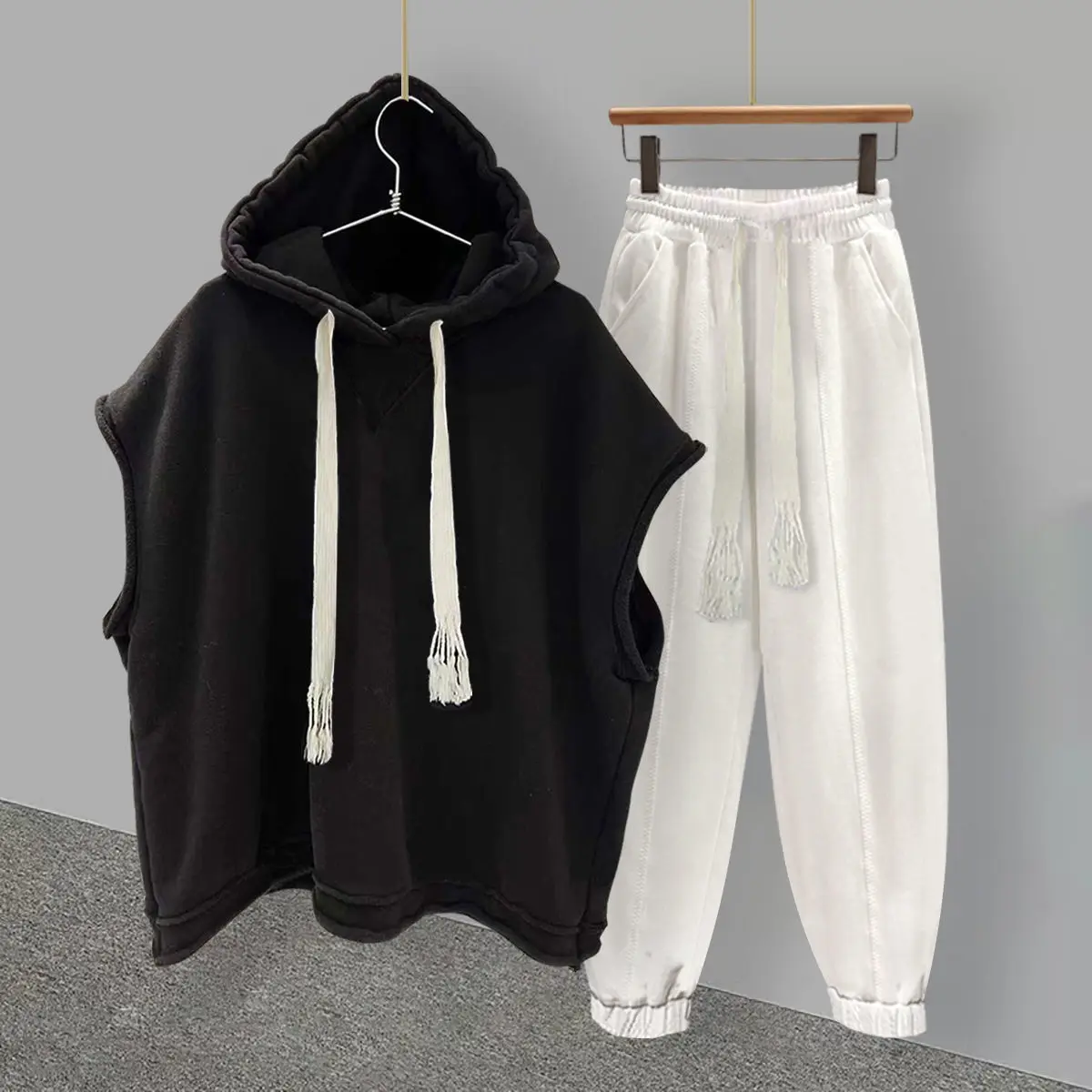 New 2022 Women SuitSolid Color Sleeveless Hood+ Casual Pants Set Women/Men