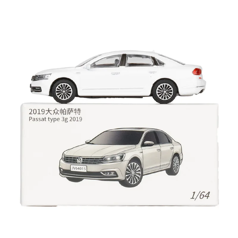 1:64 Volkswagen Passat Miniature Model Diecast Metal Zinc Alloy Toy Car 1/64 JKM Classical Vehicle Free Wheels Collection Gift