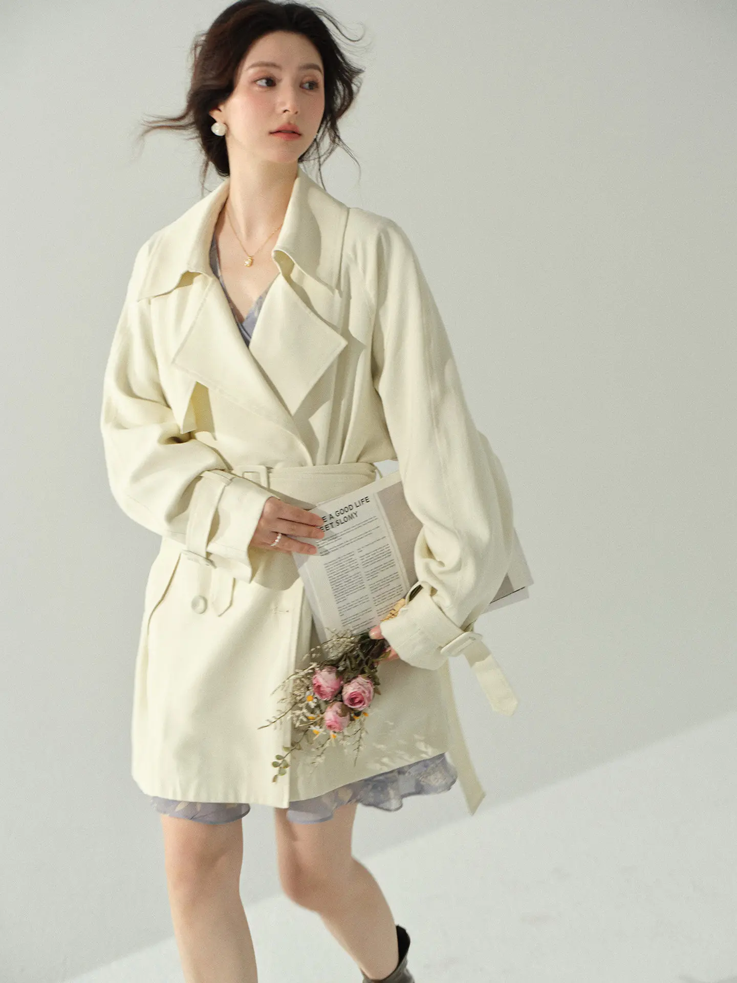 Women Lapel Short Trench Coat Double Breasted Jacket Elegant Loose Fit Spring Outerwear Fashion Commuter Wear Lady Daily Style