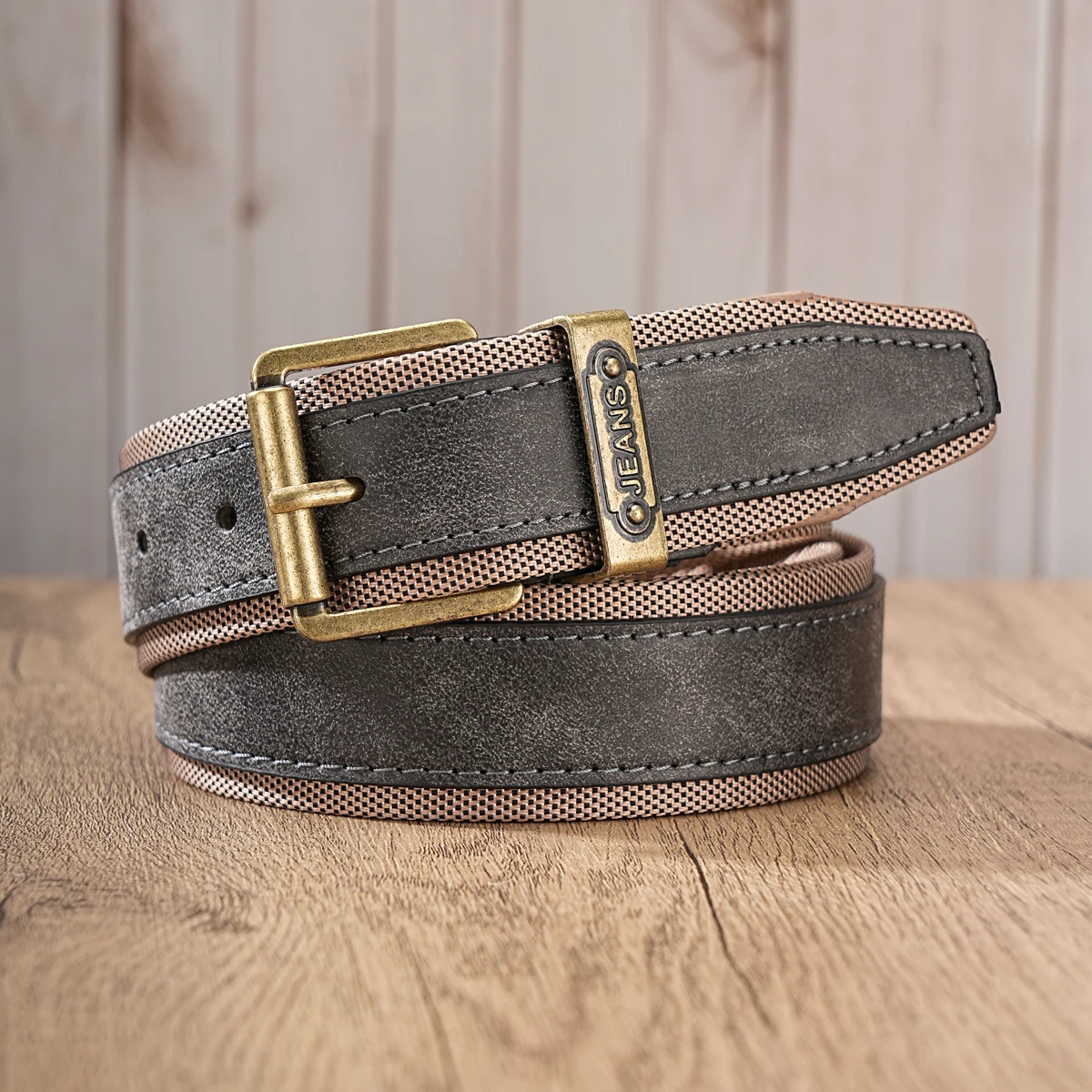 A casual workwear-style belt, suitable for both men and women, available in the same style, perfect for daily life and work wear