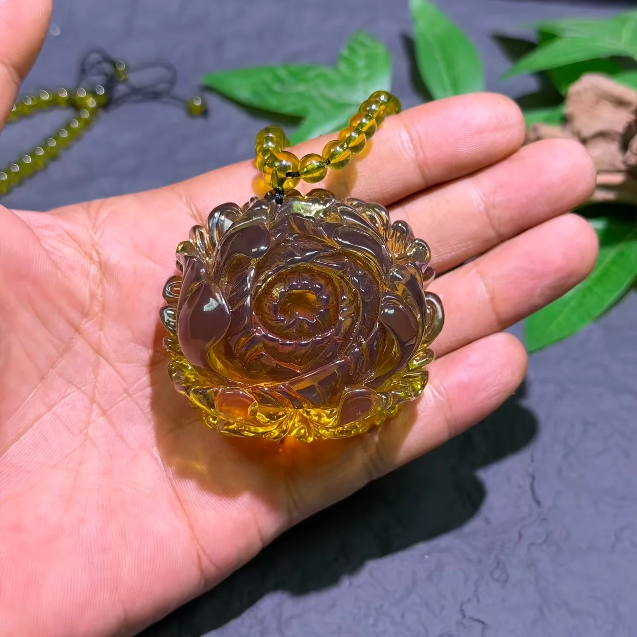 Amber Beeswax Gold Peony Necklace Men's and Women's Pendant