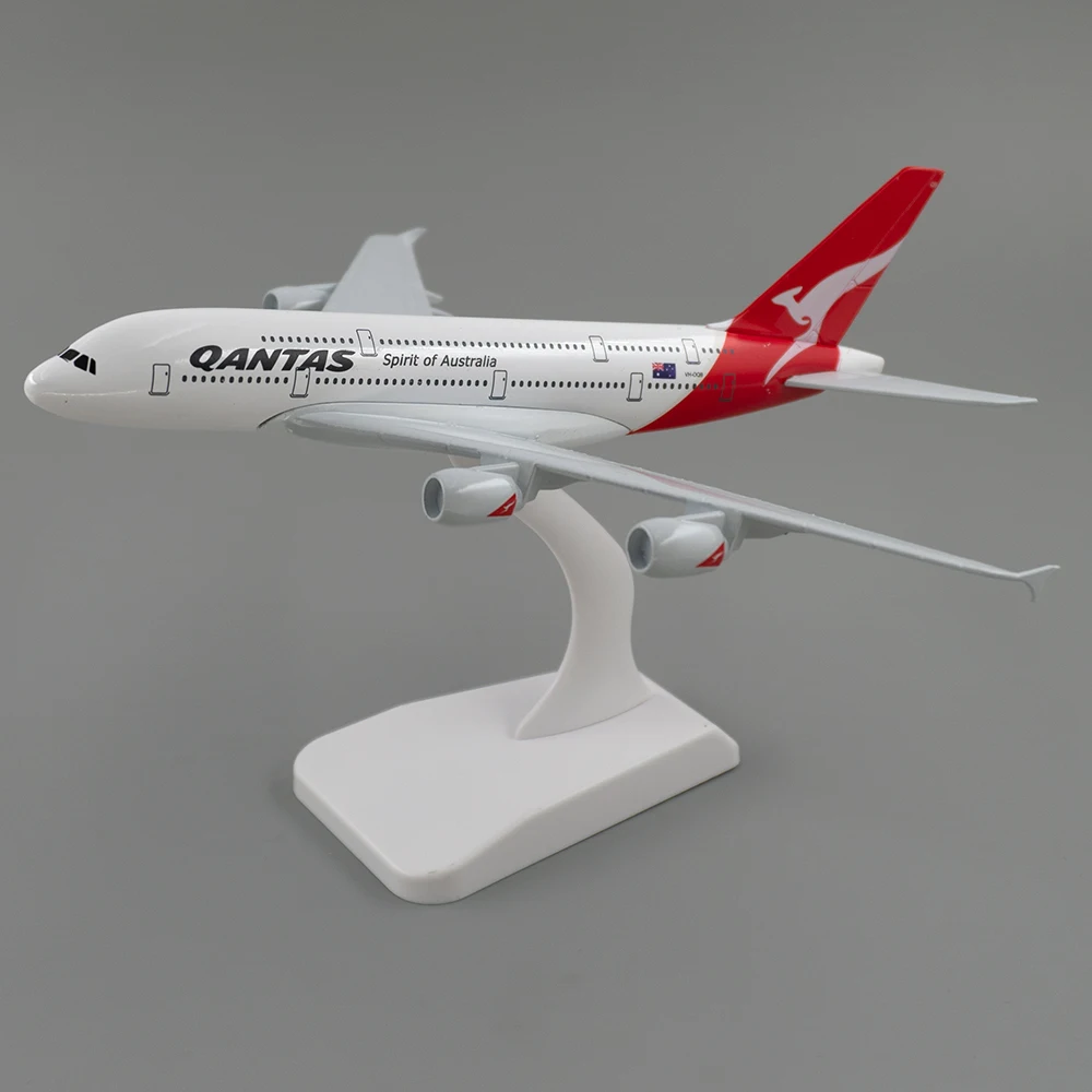 20cm Aircraft Airbus A380 Qantas Airways Alloy Airplane Model Gift for Collection Room Decoration
