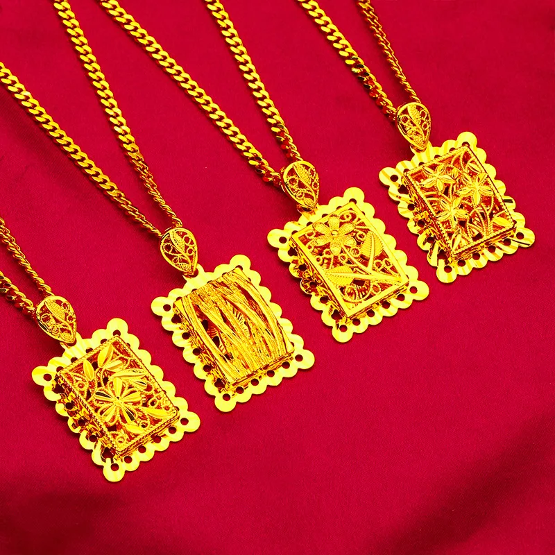 

Square Flower Hollow Necklace 24K Gold AU999 Women's - Dual design, retro & exquisite, versatile, a Guochao accessory for ladies