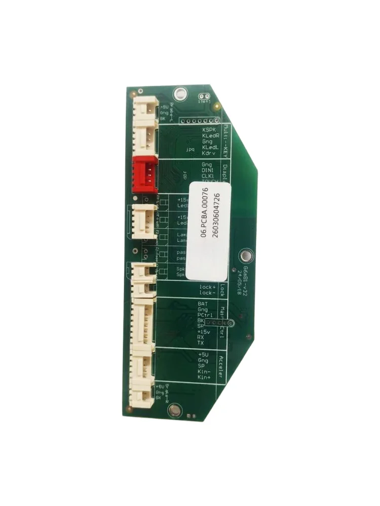 Panel wyświetlacza i płyta główna do sterowania instrumentami hulajnogi elektrycznej KuKirin G2, umożliwiające monitorowanie prędkości i stanu baterii w czasie rzeczywistym. — 2