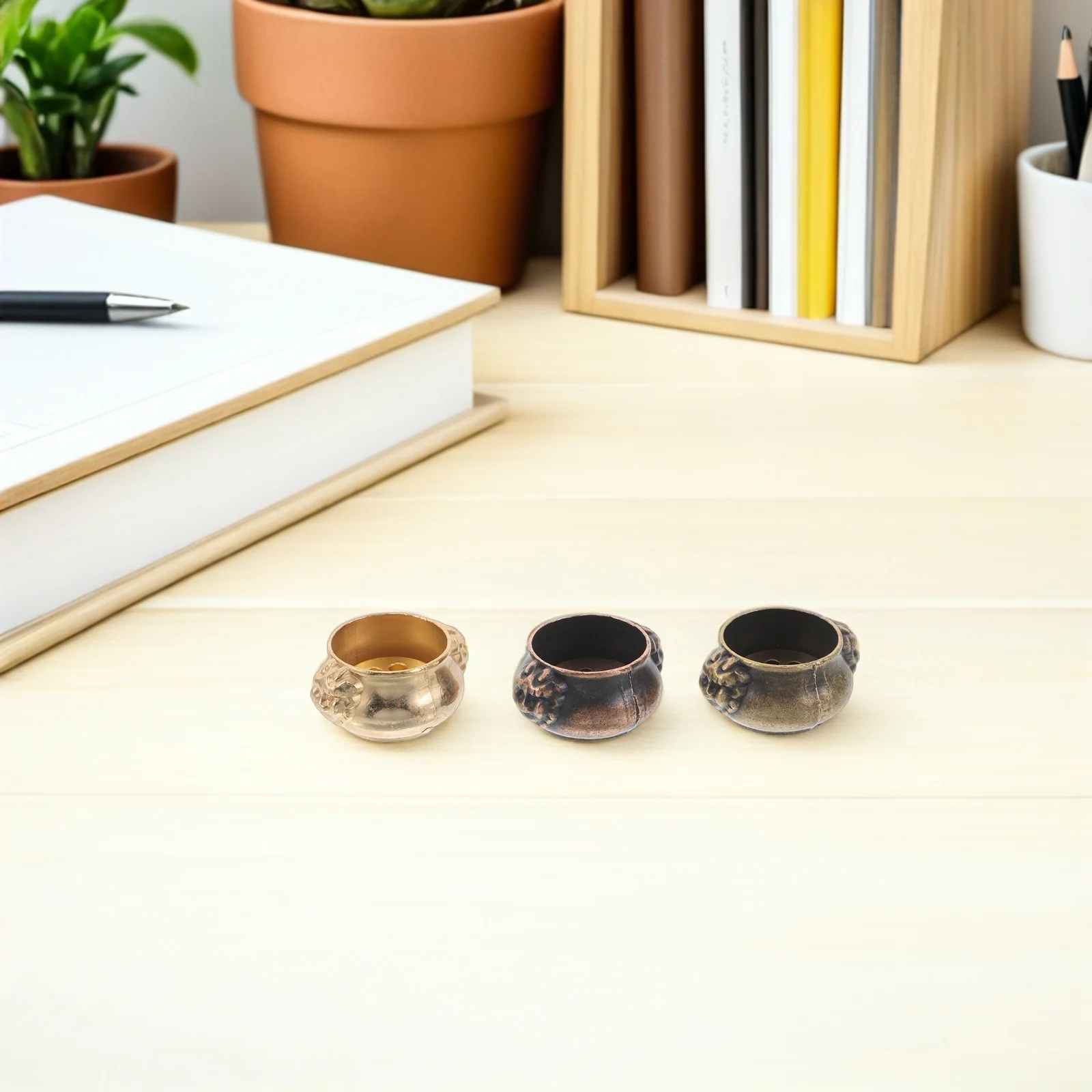 

5pcs 1.7 Inch Metal Incense Burner Holder Tray For Home Office Yoga Spa Decor Small Cone Burner Plate Aromatherapy Stick Stand