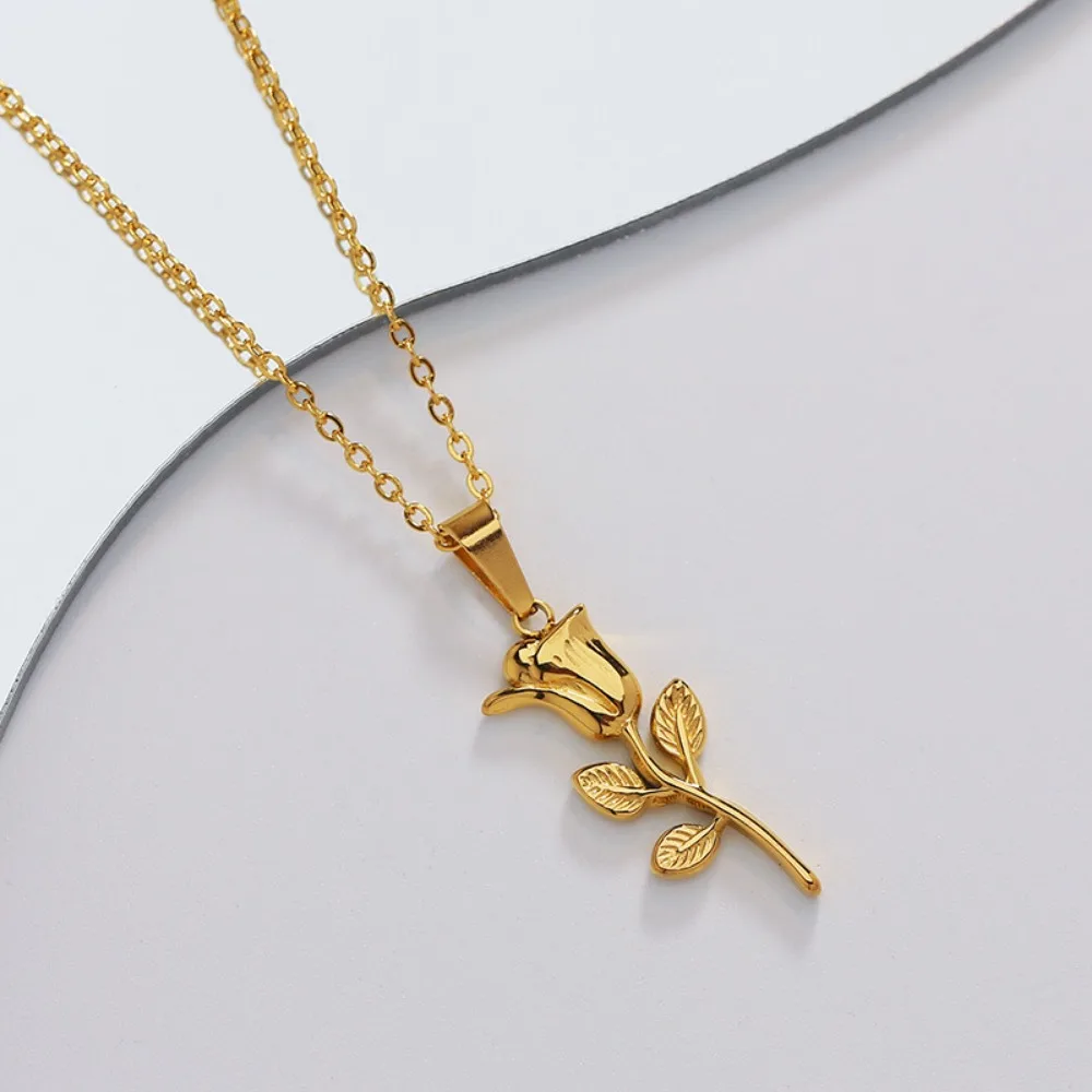 Stainless Steel Temperament Retro Gold Color Rose Flower Pendant Necklace for Women Classic Chain of Clavicle Jewelry Colorfast