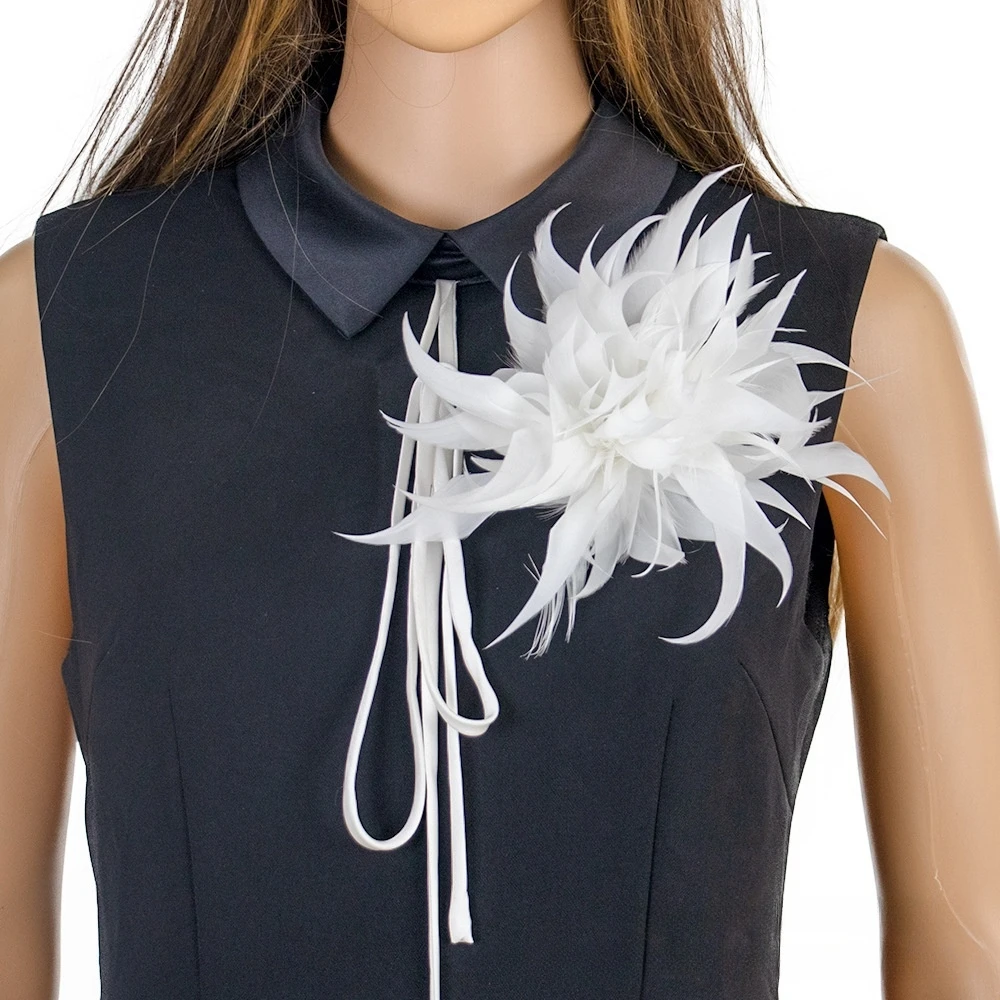 

Goose Feather Brooch with Clip and Pin Dual-Use Hair Clip for Dress Scarf Hat Decor Plume Brooches Pin Hair Clothing Accessories