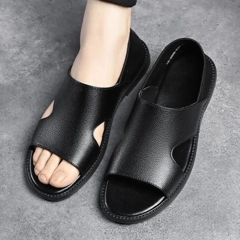 Brand New 2023 Summer Men Sandals Leisure Beach Shoes High Quality PU Leather Designer Sandals Fashion Black Comfortable Slip-On