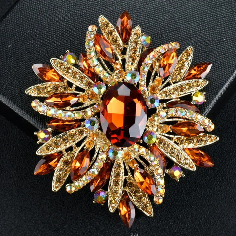 Luxury Elegant Normal Size Colorful Crystal Brooch Rhinestone Pearl Brooches Pin Men and Women Clothing Accessories Jewelry