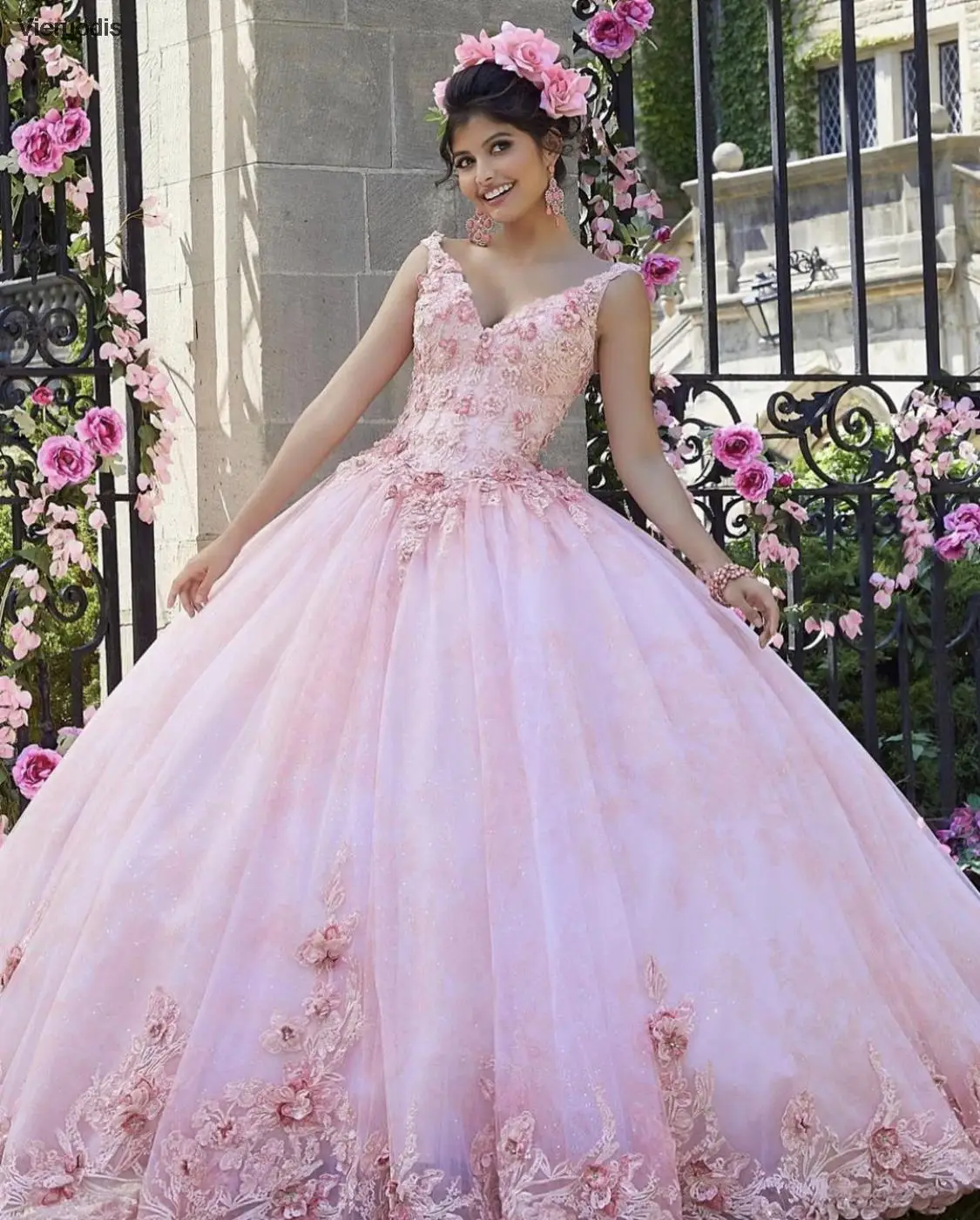 

Pink Quinceanera Dress 2021 Flowers Appliques Sequins Beads Backless Party Princess Sweet 16 Ball Gown Vestidos De 15 Años