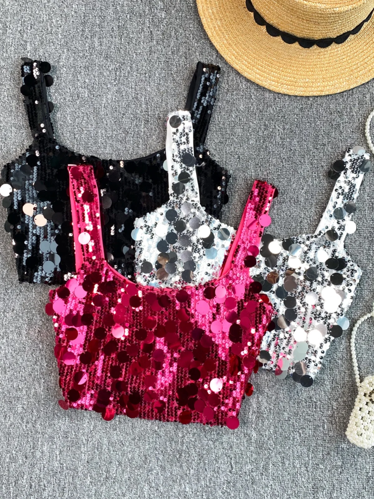 Hot Short Women's Crop Top Shiny Sequin Halter Vest Summer Versatile Outerwear Sexy Trendy Commute Style Slim Fit Reg Length