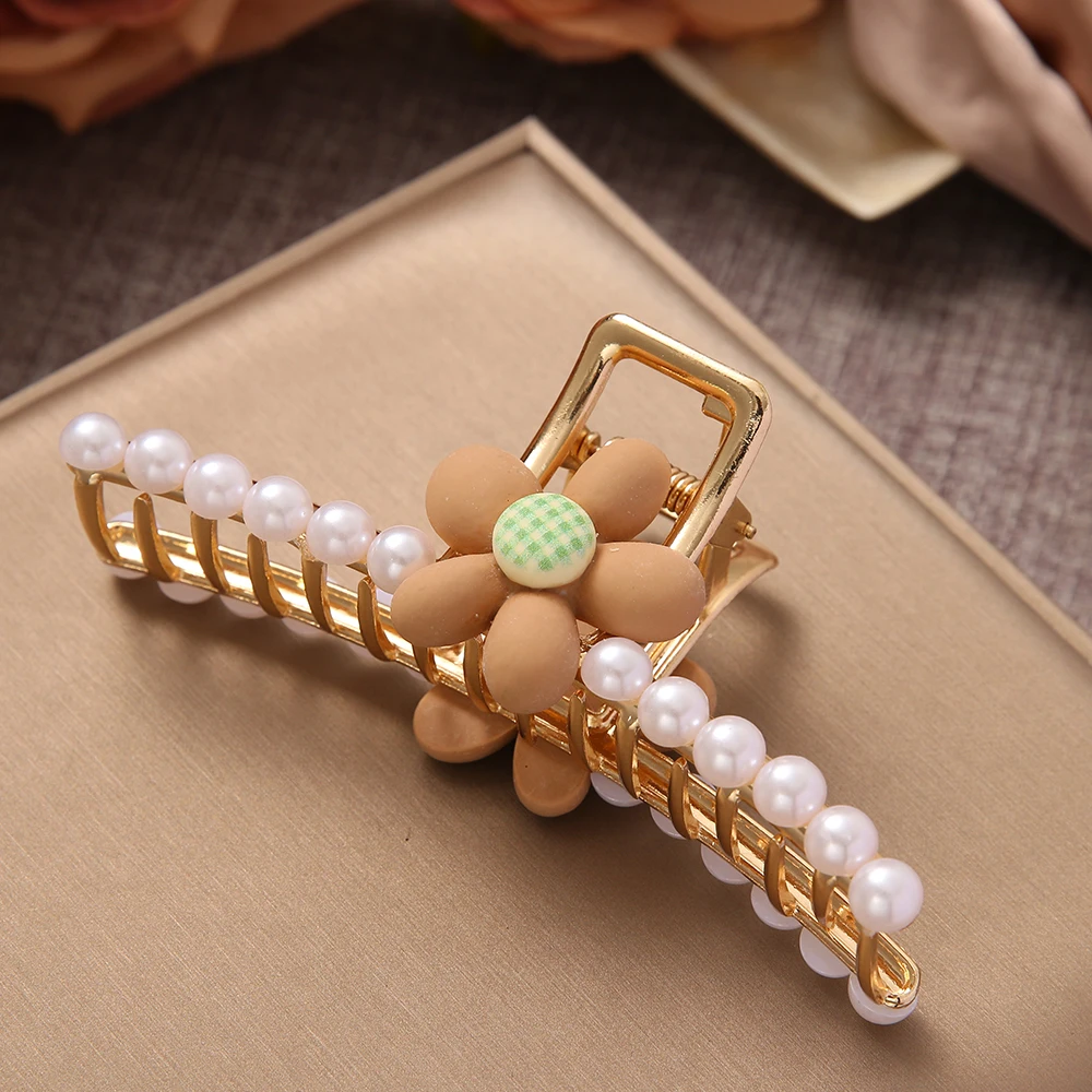 

Elegant Pearls Beads Hairpin for Women Fashion Geometric Hair Claw Barrettes Headwear Horsetail Hair Clips Hair Crab Accessories