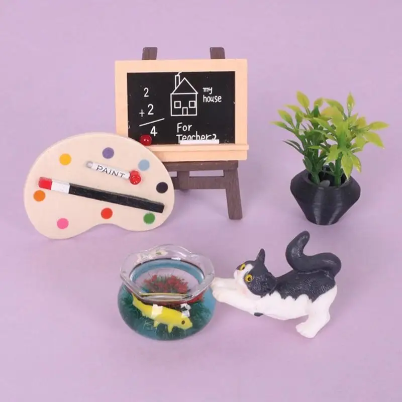 

6Pieces Miniature Accessories with Detailed FishTank Easel and Cats Model Figurine for 1/12 Doll House Scene Enhancement A2UB