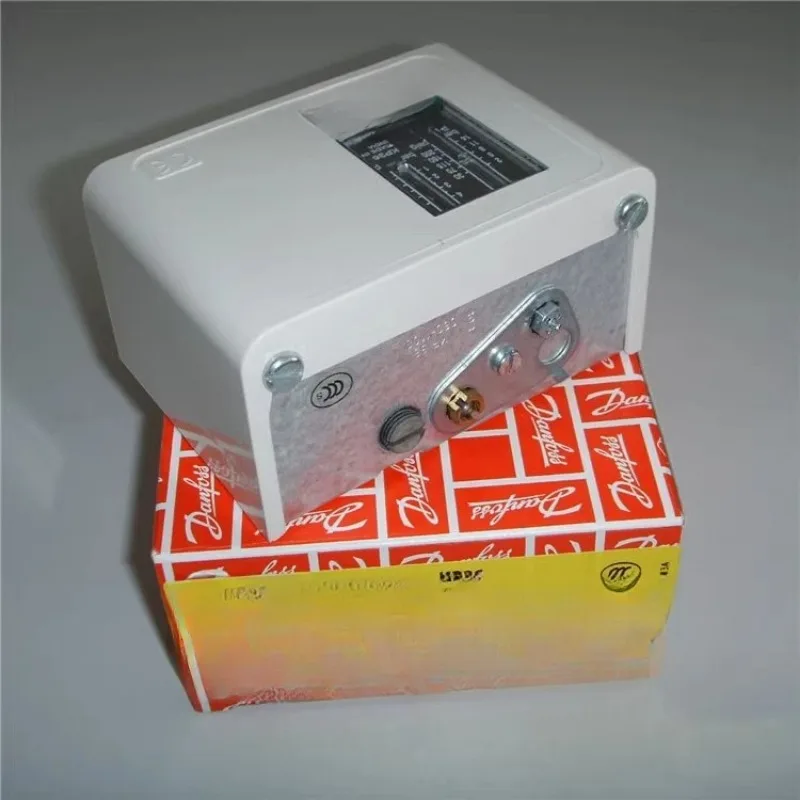 أجزاء لمفتاح الضغط Danfoss DANFOSS KP36 060-110891، نطاق التعديل 2.00 - 14.0bar