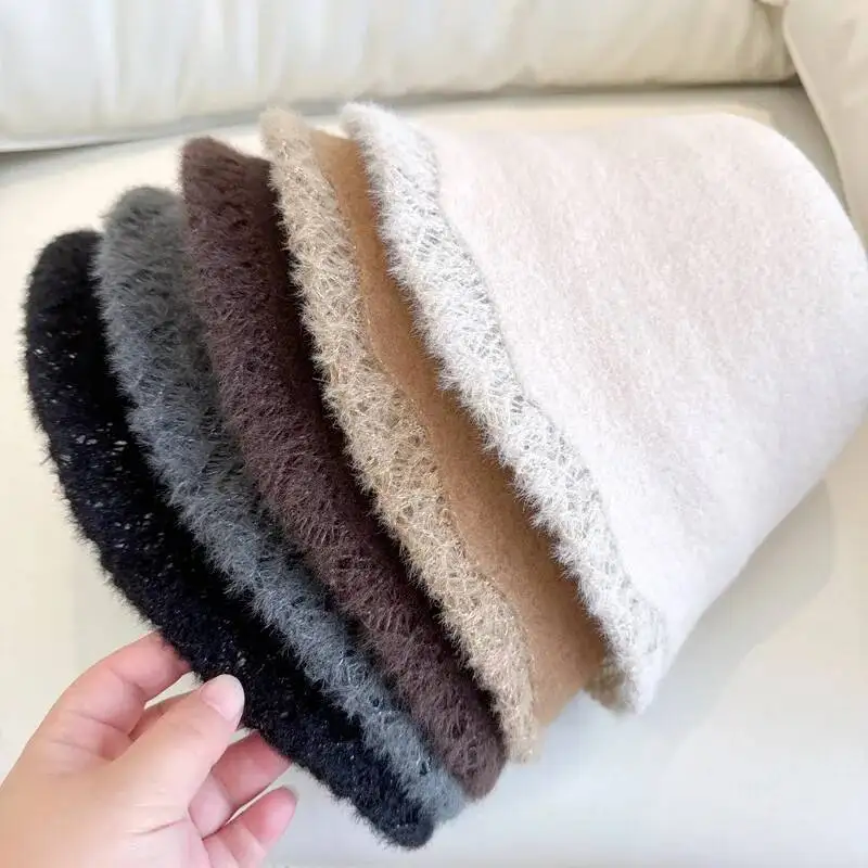 Modny, unikalny kapelusz typu bucket hat z wełny z surowym wykończeniem, eleganckie kapelusze księżniczki, damskie jesienno-zimowe kapelusze rybackie, dobra jakość, jednolity kolor.
