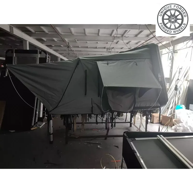 26 StyleHot Selling Aluminum Hard Shell Clamshell Rooftop Tent Ox Fabric Double Layer Portable Outdoor Camping SUV