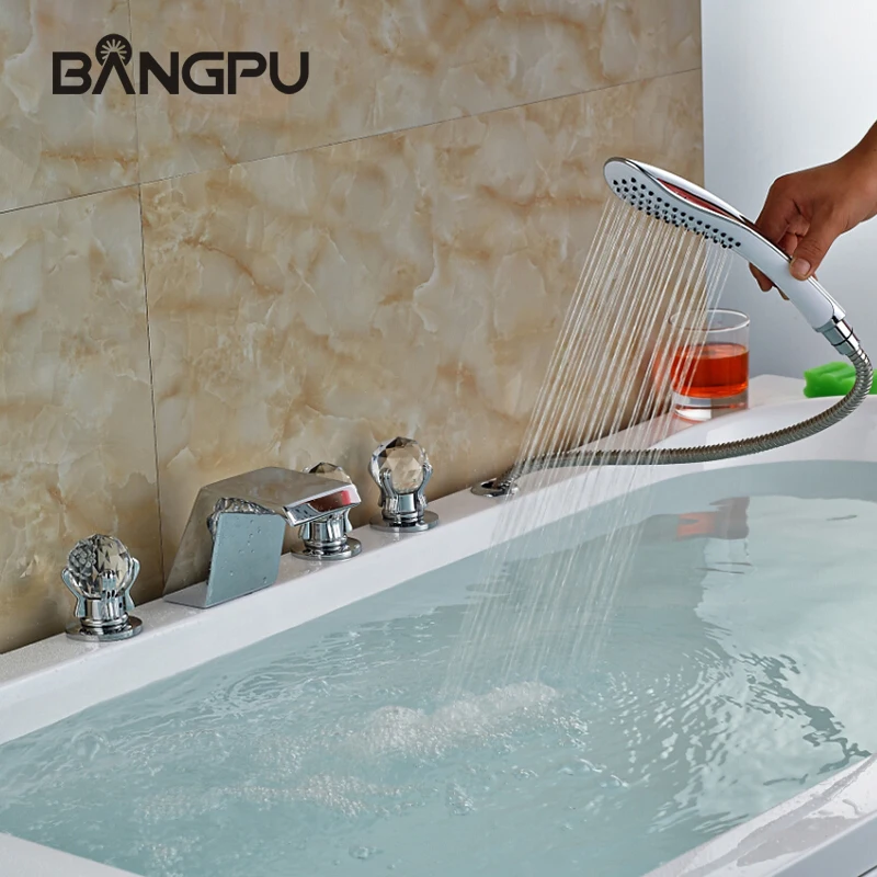 Ensemble de robinets de baignoire cascade modernes avec pulvérisateur, montage sur pont, ensemble de robinets de baignoire à 5 trous, robinet de baignoire romaine avec douchette à main chromé