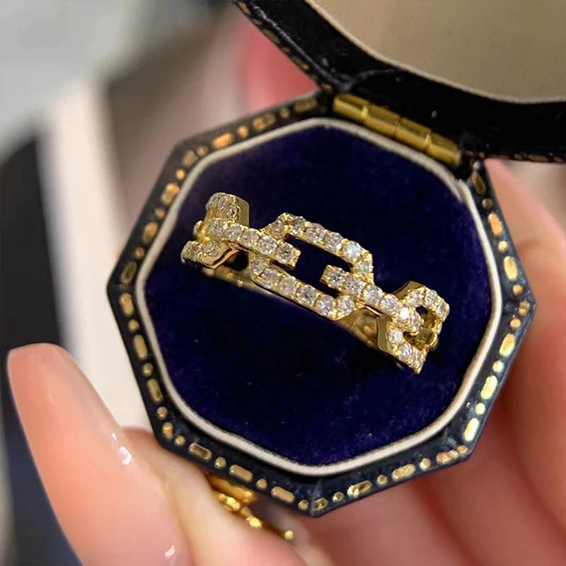 Huitan Fashion Linked Design Gold Color Rings Full Paved Cubic Zirconia Bling Bling Women Accessories Hot Trendy Rings Jewelry