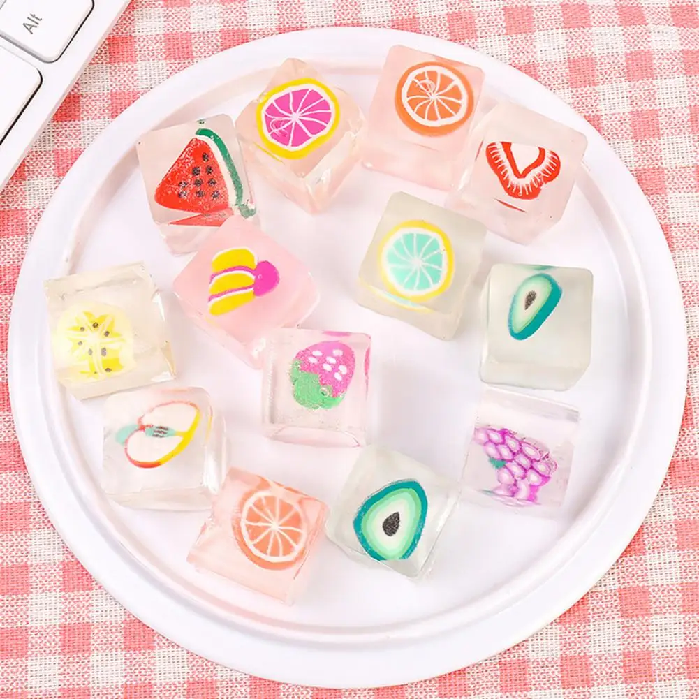 Tpr Giocattolo per cubetti di ghiaccio Set di giocattoli da spremere per cubetti di ghiaccio per frutta per alleviare lo stress Kit di giocattoli per cubetti di frutta per cartoni animati per bambini Adolescenti Adulti Morbido Tpr