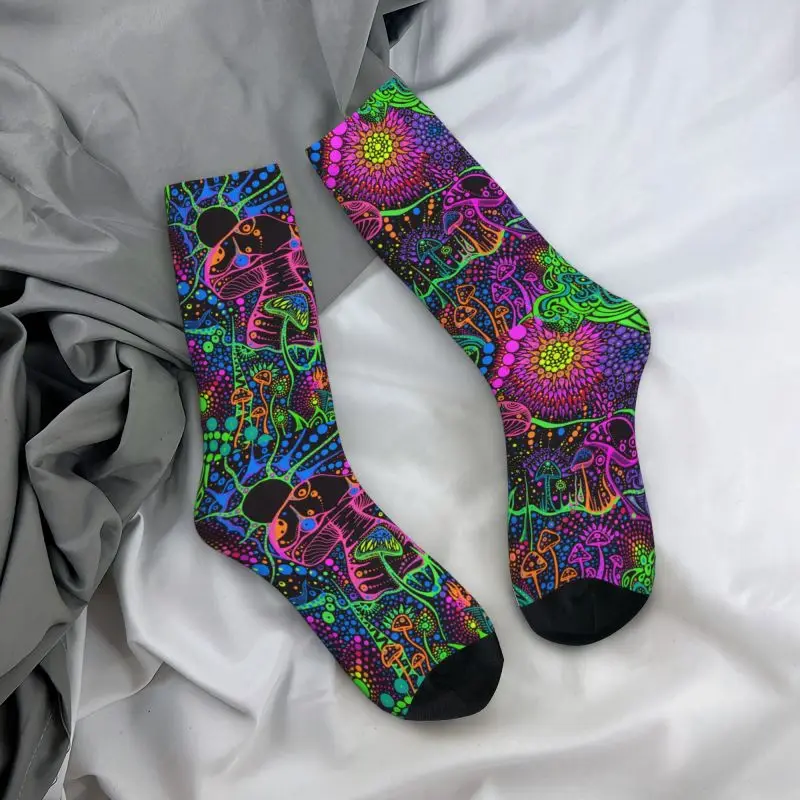 Cool Print Psychedelic Magic Rainbow Mushrooms Socks for Men Women Stretchy Summer Autumn Winter Mysterious Boho   Crew Socks