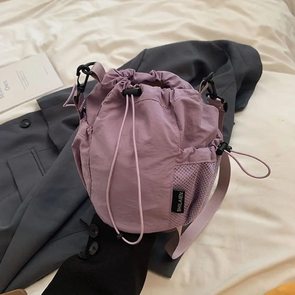 

Korean Style Drawstring Bucket Bag Wrinkle Solid Color Nylon Crossbody Bag Adjustable Shoulder Strap Large Capacity Shoulder Bag