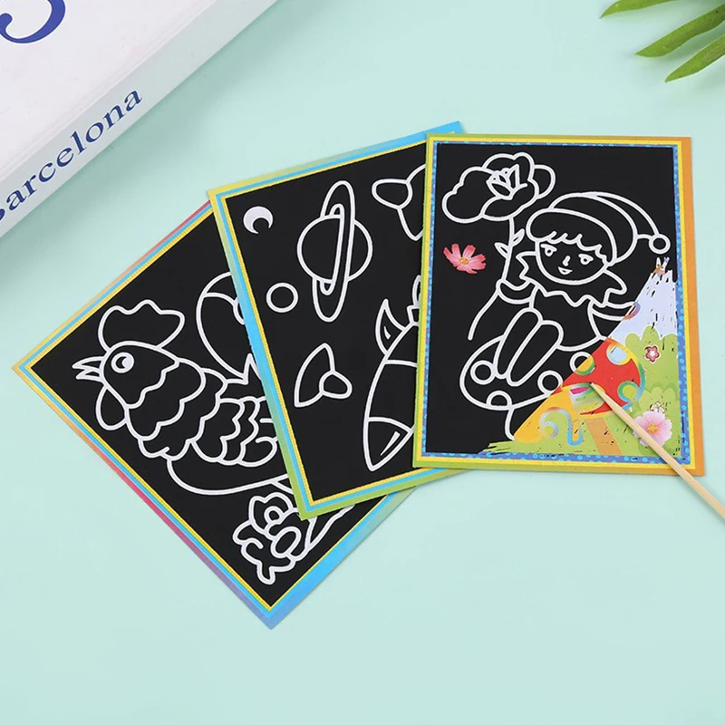 10/20 Vellen Magic Scratch Tekenpapier Willekeurige Gemengde Leuke Cartoon Patroon DIY Schilderen Speelgoed voor Jongens Meisjes Graffiti levert ZYF