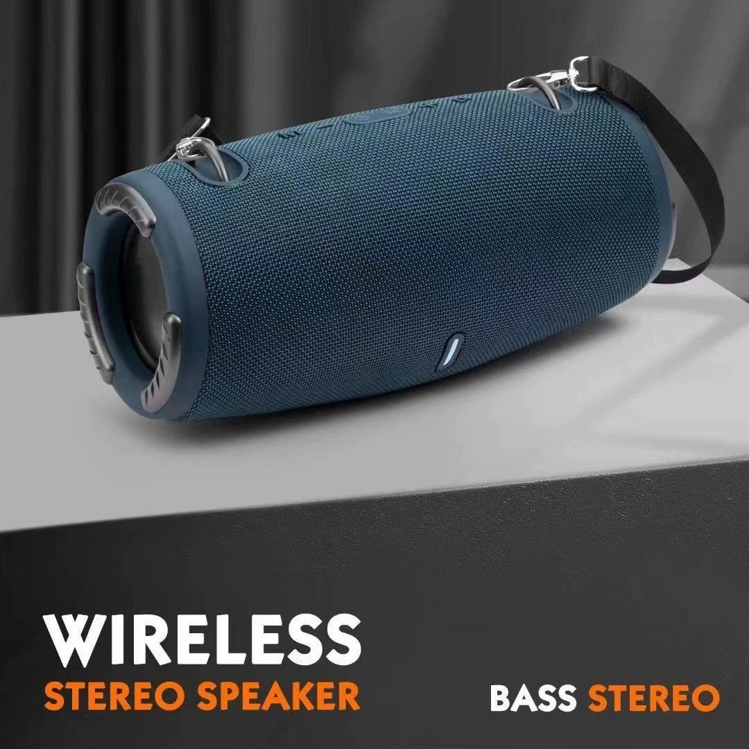 

Outdoor Bluetooth Speaker Powerful Bass Wireless and TF Card Compatible