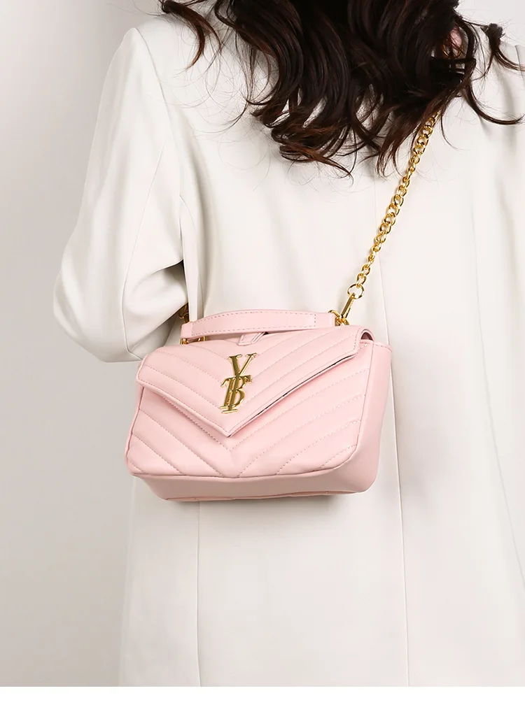 

2025 New Small Square Purse Crossbody/Shoulder Bag with Chain Strap Unique Design Lightweight Fashion Bag Trendy Everyday Purse