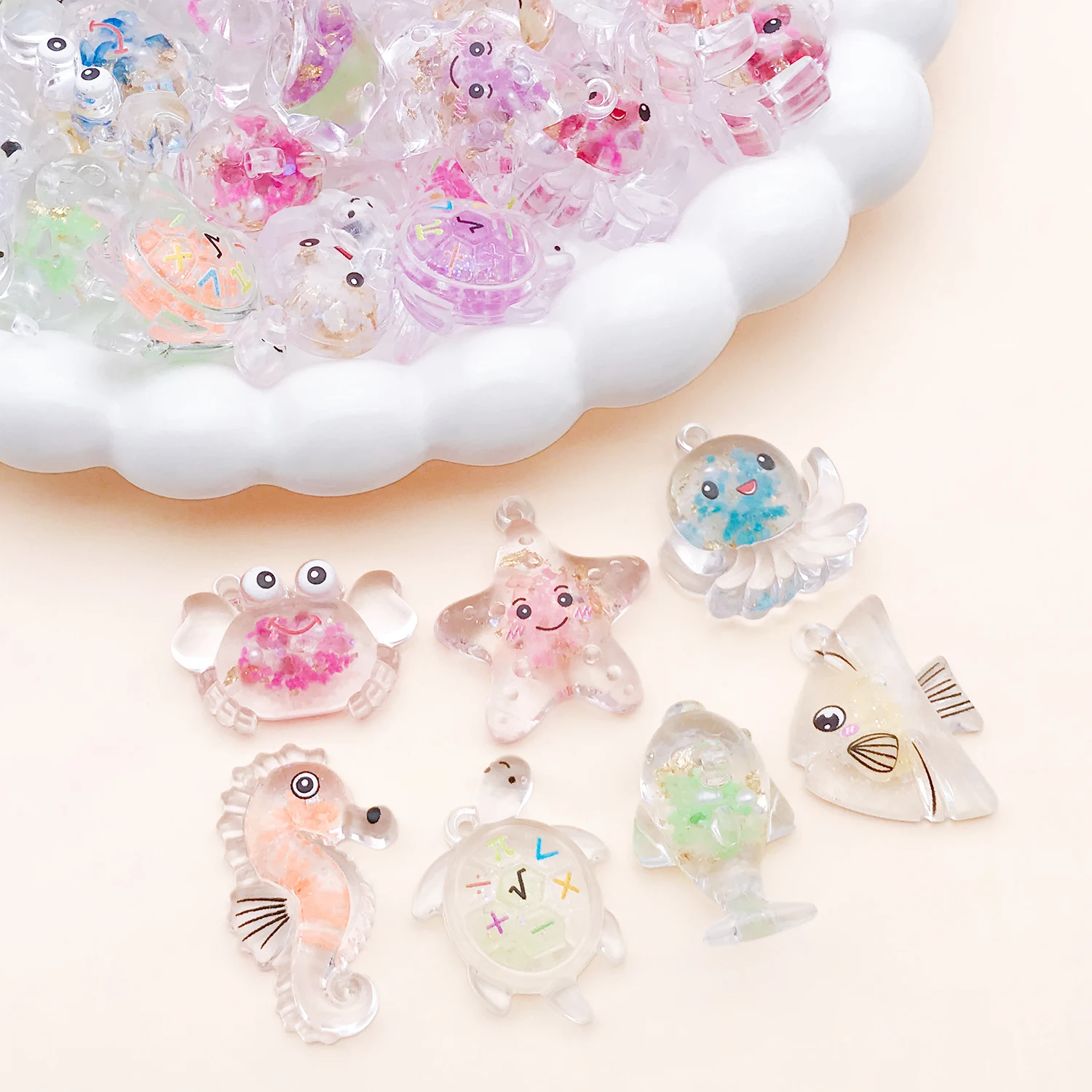 10pcs Multicolour Random Resin Transparent Marine Creature Mixed Pendant,For DIY Making Charms Fashion Necklace Keychain Jewelry