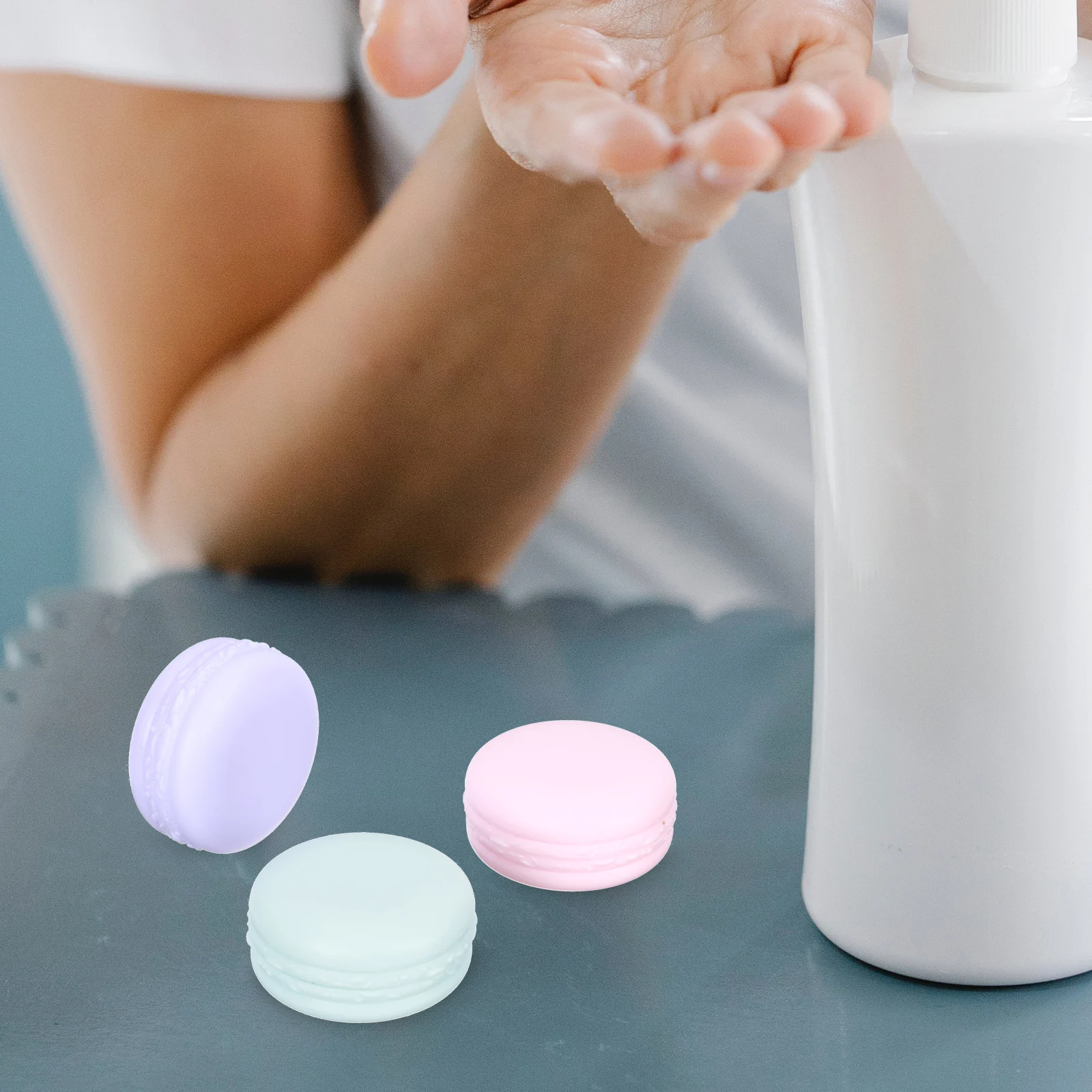 

30pcs 10ML Empty Plastic Bottles Macaron Color Cream Boxes Jars Lip Eye Mask Cases Dispensing Containers Travel Home Use