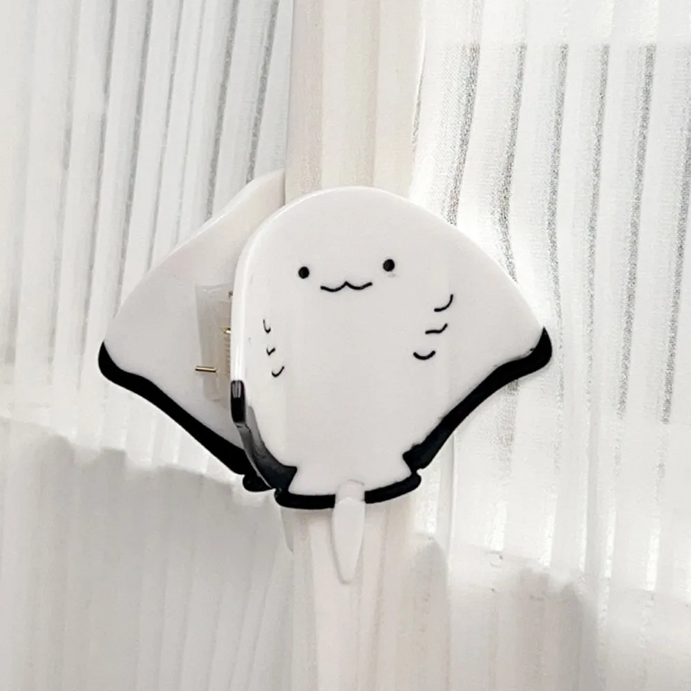 Acetic Acid Manta Ray Hair Clip Ocean Series Fish Killer Whale Hair Claw Creative Cartoon Acetate Marine Organism Hairpin view 3