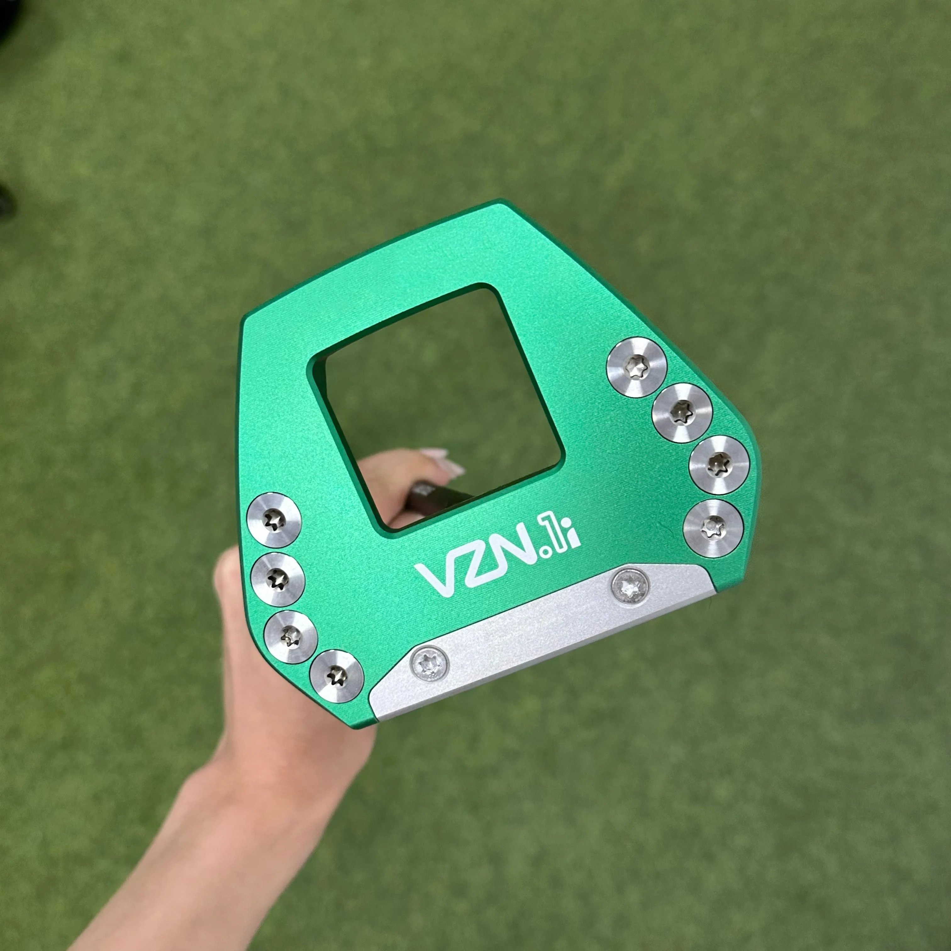 VZN.1i Zero Torque Golf Putter, Accuracy 32/33/34/35/36 Inch, Shaft Options Include ACCRA Carbon Fiber or Solid Black Steel.