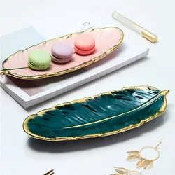 Nordic Light Luxury Phnom Penh Ceramic Dessert Plate Dark Green Feather Tray Banana Leaf Shaped Dish Jewelry Storage Plates