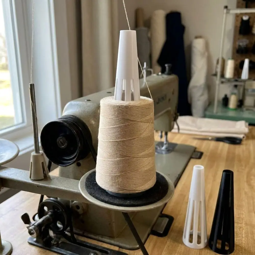 3D Printed Cone Thread Spool Holder Anti-Wobble Anti-Slip Sewing Machine Bobbin Holder DIY Sewing Tool Anti-Tangle