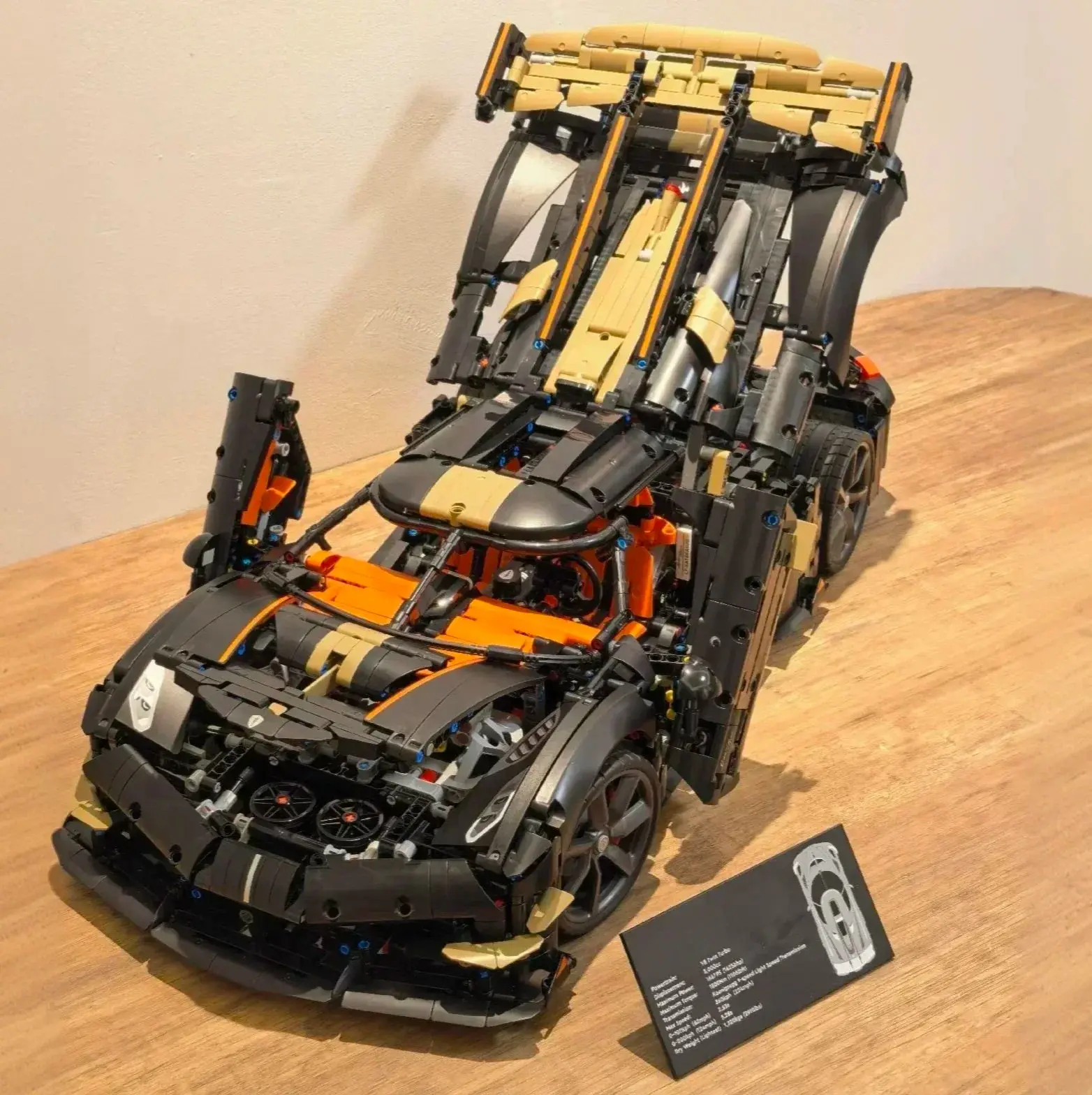 2026 New Popular High Performance Streamline Sports Car 4104pcs Assemble Puzzle Model, Static Finished Display Assembly Set