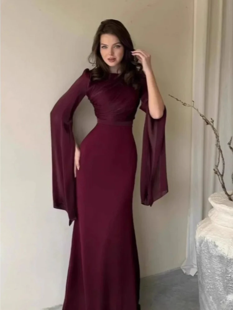 Elegantes Abendkleid mit O-Ausschnitt und Fledermausärmeln, Hochwertiges Damenkleid, Modisches Satin-Maxikleid für Frauen