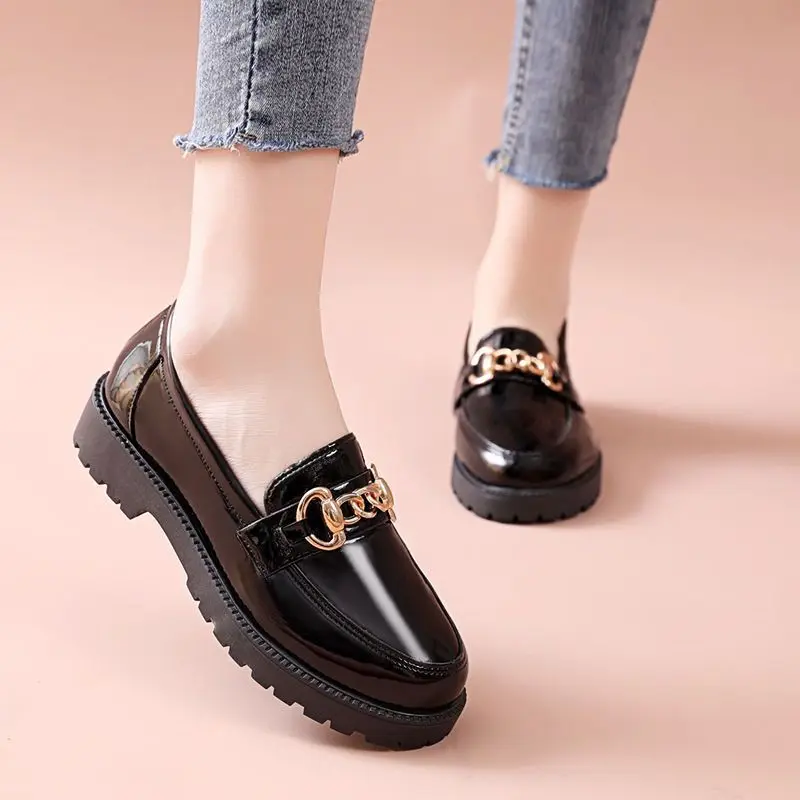 Paint leather Women's Single Shoes Fashionable Thick Soled Retro Bright Women's Small Leather Shoes Vulcanized Shoes