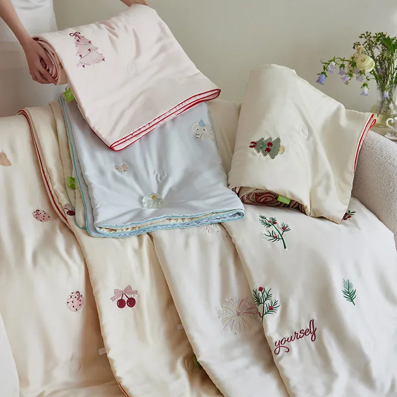 Customizable 2025 summer new Lyocell Tencel small fresh embroidery four-piece air conditioner quilt