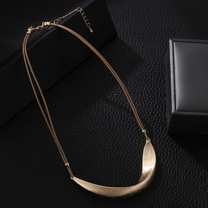 Punk Necklaces for Women Luxurious Chunky Clavicle Chain Geometric Cool Choker Irregular Collars Chian Christmas Jewelry Gifts
