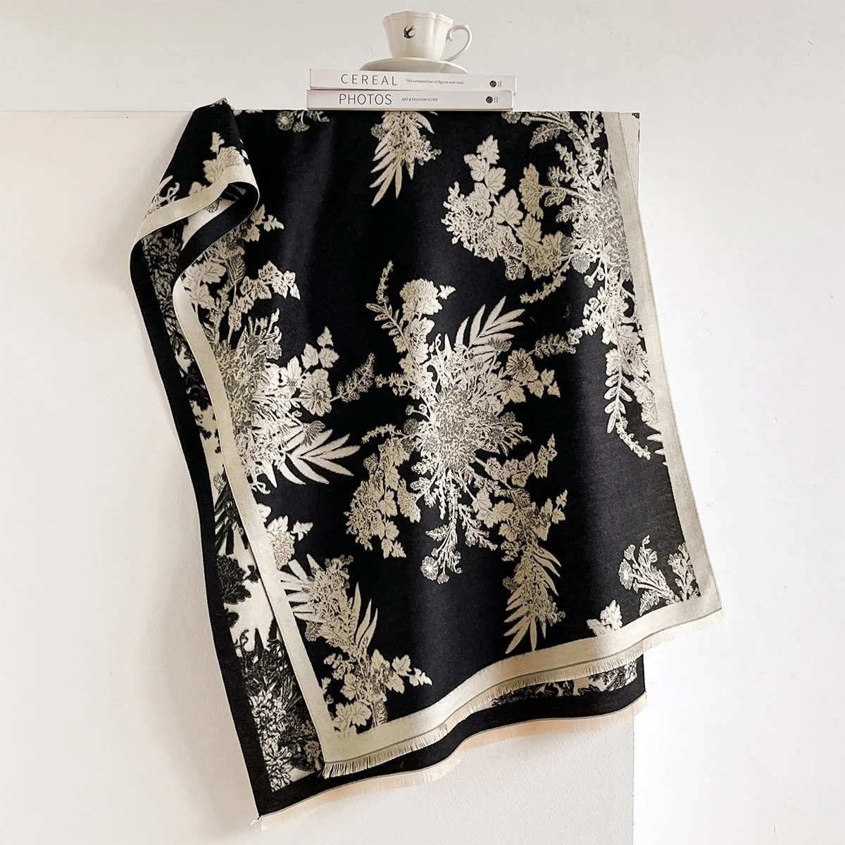 2026 Floral Leaf Scarf for Women Autumn Winter Warm Thick Faux Cashmere Neck Warmer Soft Korean Style Pashmina Wrap Stole Gift