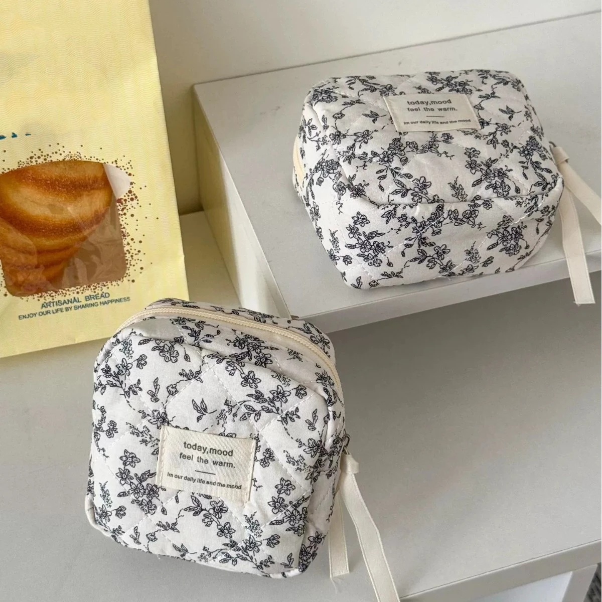 borsa-per-tovaglioli-portafoglio-tascabile-di-alta-qualita-per-studenti-mini-borsa-cosmetica-floreale-bianca-e-nera-pochette-per-articoli-igienici-portamonete